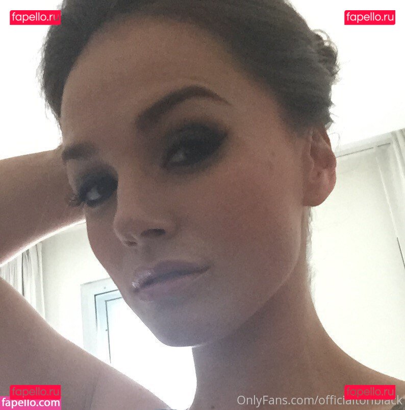 Tori Black / misstoriblack / officialtoriblack / toriblackofcl / toriblackofficial_ Onlyfans Photo Gallery 