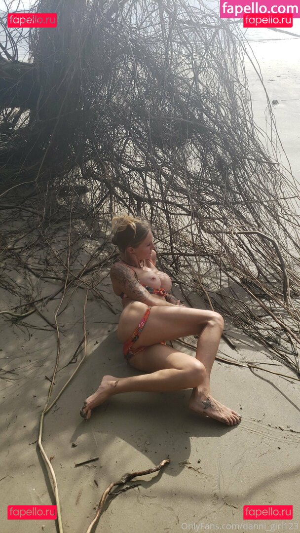 Danni G / its_dannig / itsdannig Onlyfans Photo Gallery 