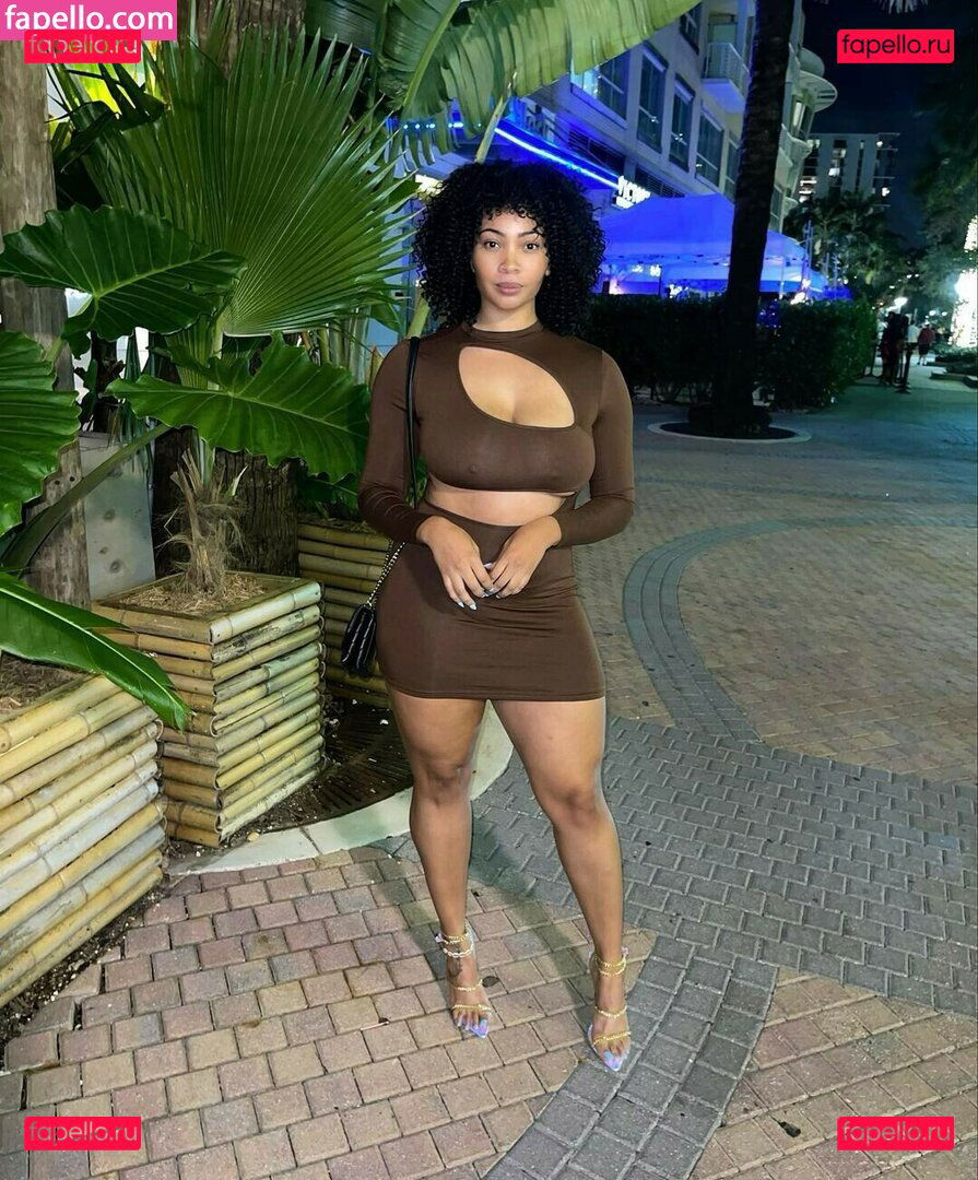 God Beth / Ms.SublimeSoles / god_beth / thesublimesoles Onlyfans Photo Gallery 