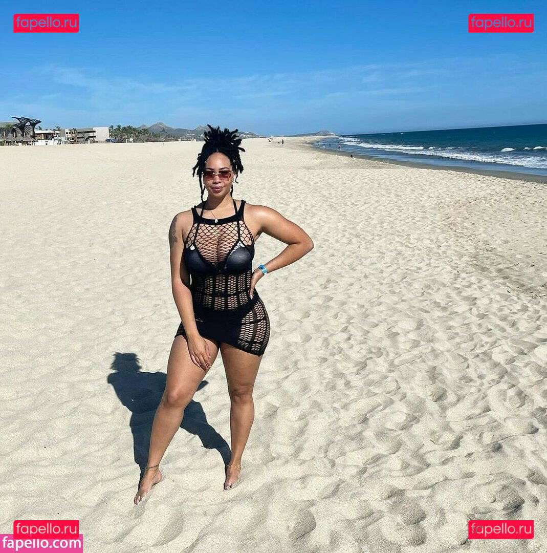 God Beth / Ms.SublimeSoles / god_beth / thesublimesoles Onlyfans Photo Gallery 