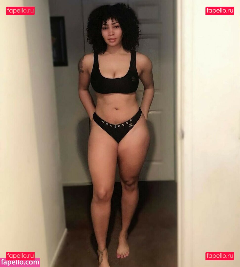 God Beth / Ms.SublimeSoles / god_beth / thesublimesoles Onlyfans Photo Gallery 