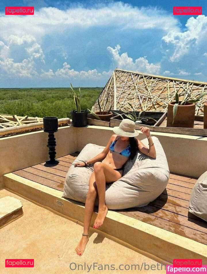 Beth Oliver / Betholiverm Onlyfans Photo Gallery 