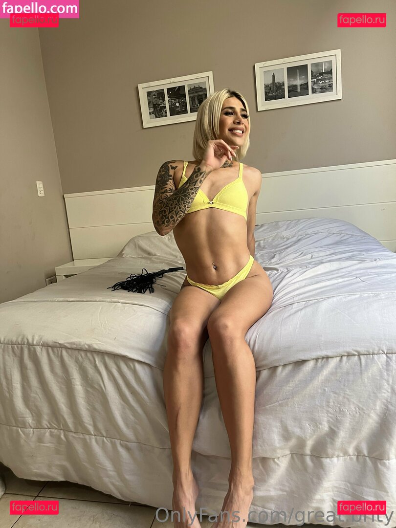 bri.ts / brits Onlyfans Photo Gallery 