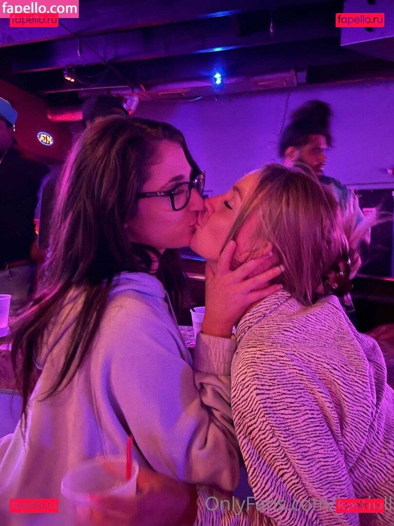 k.cdoll / nayomee_xx Onlyfans Photo Gallery 