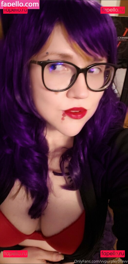 manwhosmile / vvpurplerosevv Onlyfans Photo Gallery 