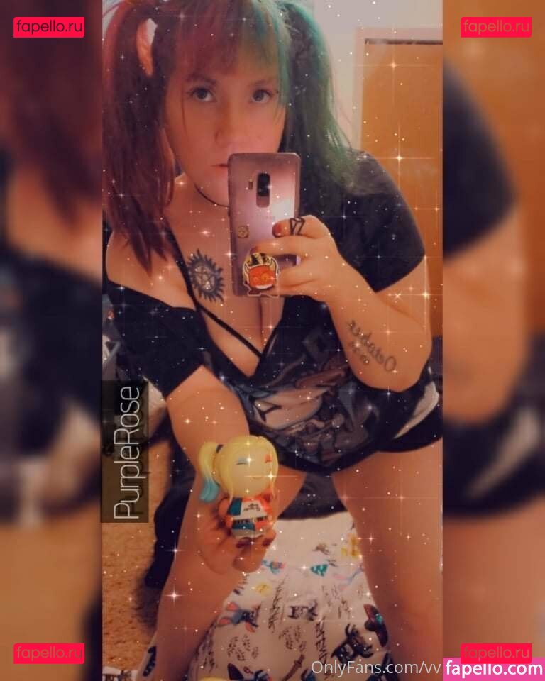 manwhosmile / vvpurplerosevv Onlyfans Photo Gallery 