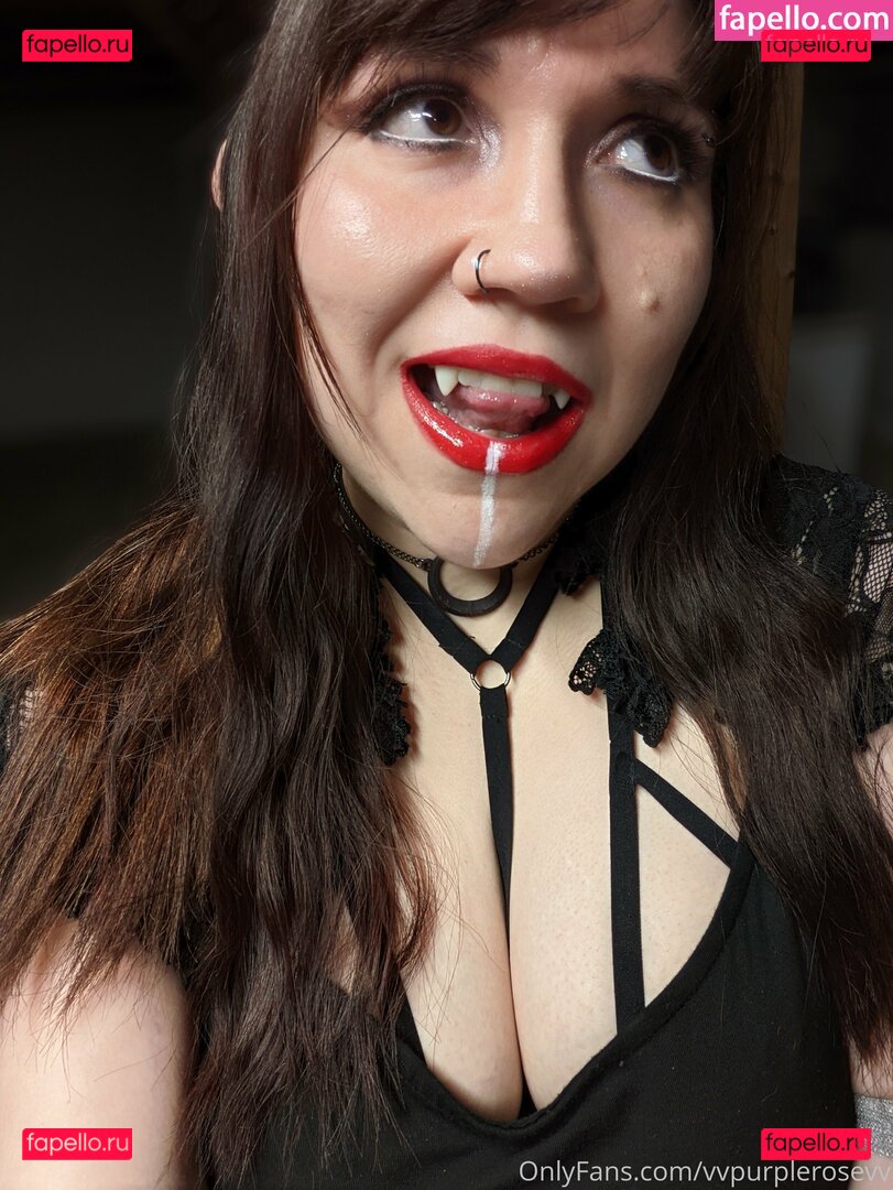 manwhosmile / vvpurplerosevv Onlyfans Photo Gallery 