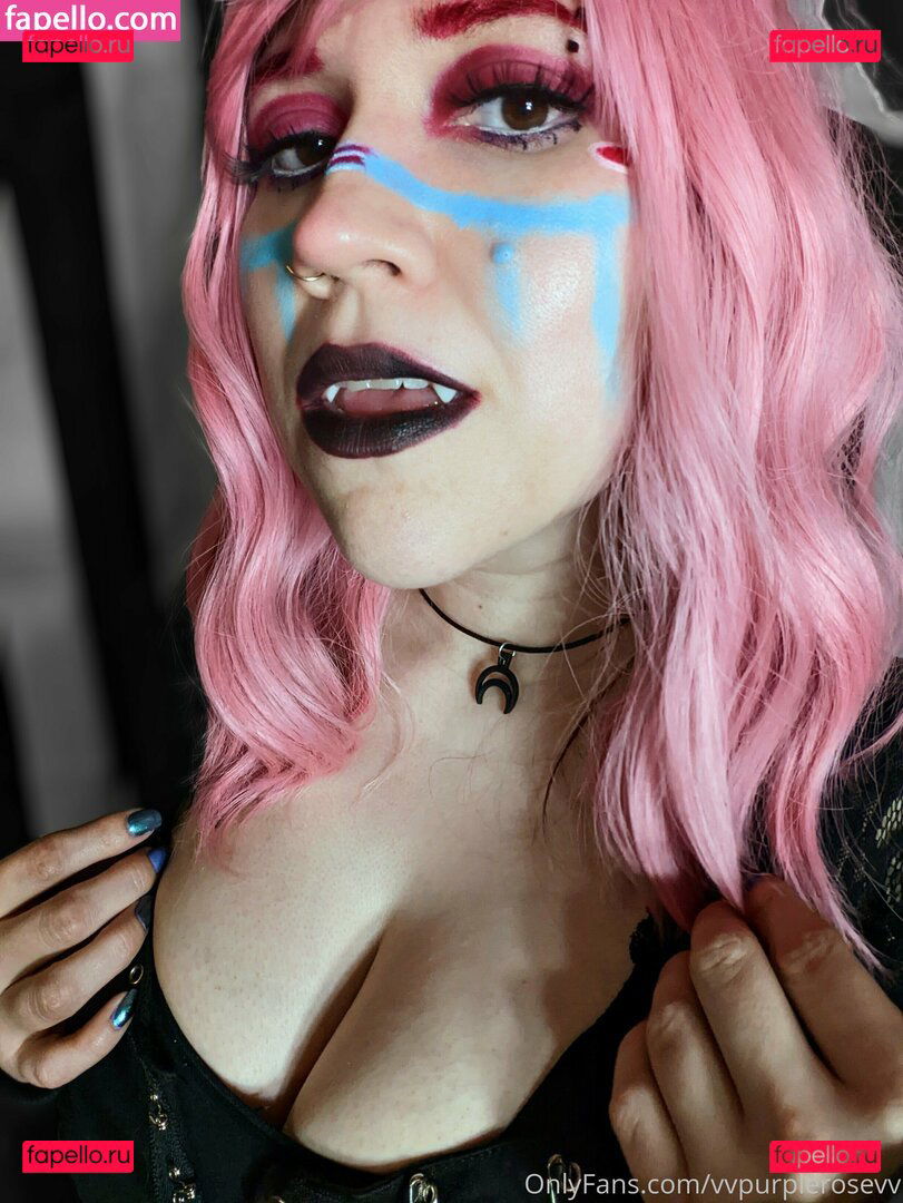 manwhosmile / vvpurplerosevv Onlyfans Photo Gallery 