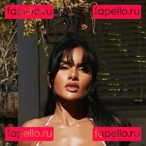 pri_aqilla / pri_aqillavip Onlyfans Photo Gallery 