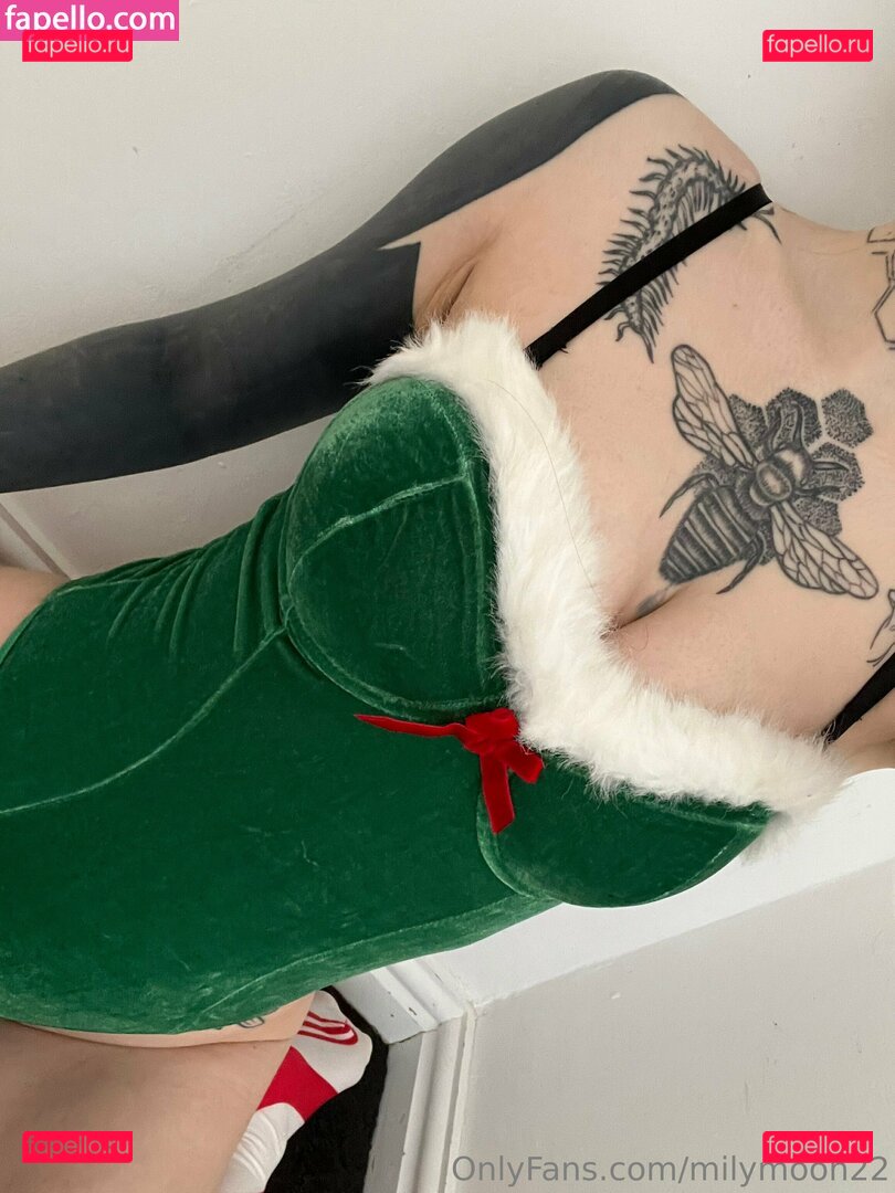 Milly Moon / millymoon22 / millymoon23 / millymoon25 Onlyfans Photo Gallery 
