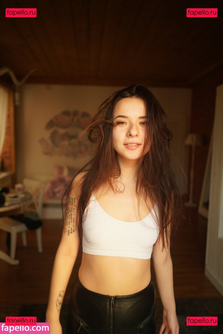 Bloom Lambie / Bloomlambie Onlyfans Photo Gallery 