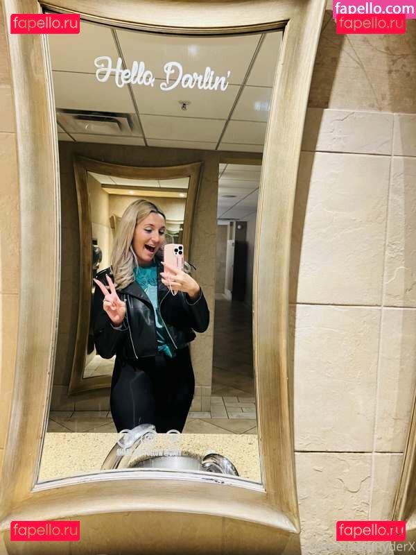 Rennadel Ryder / https: / xoRennadelRyder Onlyfans Photo Gallery 