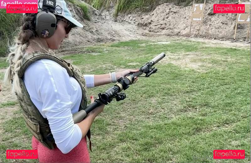 Rennadel Ryder / https: / xoRennadelRyder Onlyfans Photo Gallery 