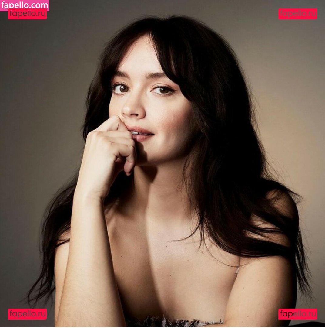 Olivia Cooke / livkatecooke Onlyfans Photo Gallery 