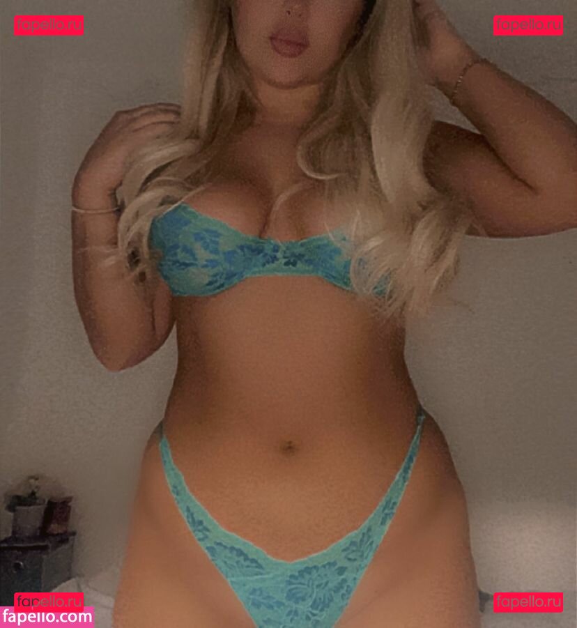 Sadie Rose / sadie_rosexx / sadieberger / sadieroseofficial Onlyfans Photo Gallery 