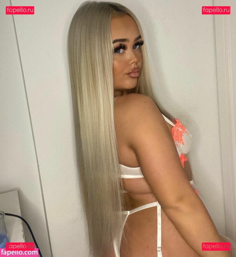 Sadie Rose / sadie_rosexx / sadieberger / sadieroseofficial Onlyfans Photo Gallery 