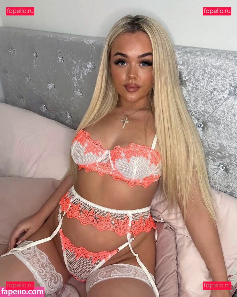 Sadie Rose / sadie_rosexx / sadieberger / sadieroseofficial Onlyfans Photo Gallery 