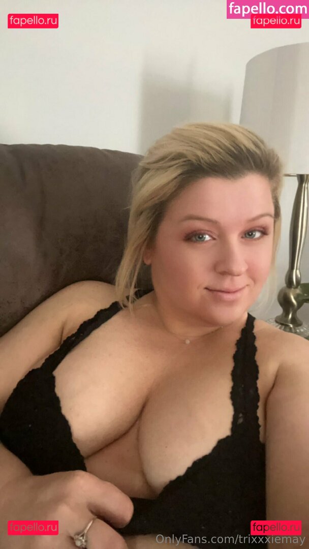 trixxxiemay Onlyfans Photo Gallery 