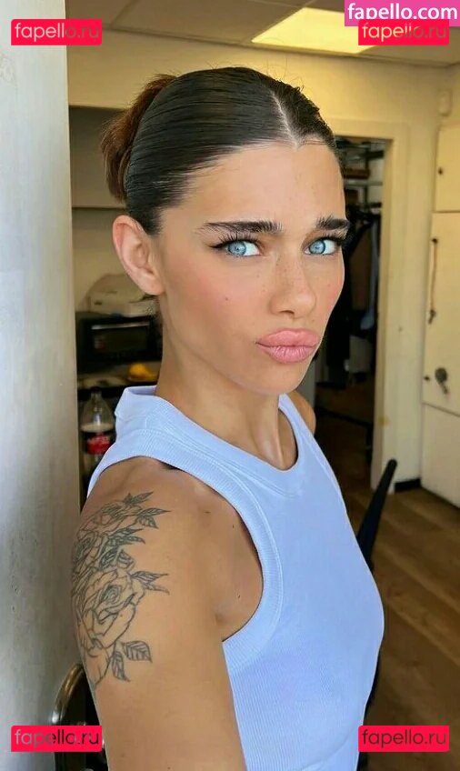 Milana Vino / milana.vino / milanaasuna Onlyfans Photo Gallery 