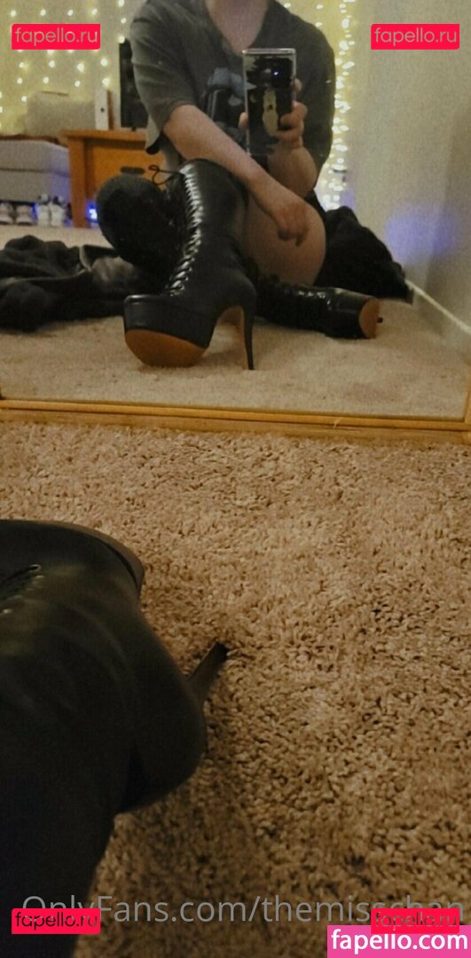 MissChanOfficial / TheMissChan Onlyfans Photo Gallery 