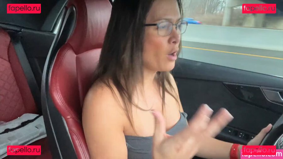 https: / sashinka2cute Onlyfans Photo Gallery 