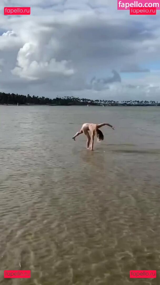 Leticia Spiller / Letícia Spiller / arealspiller Onlyfans Photo Gallery 