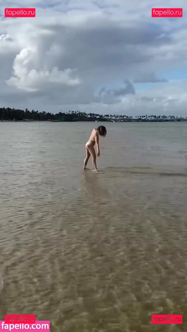 Leticia Spiller / Letícia Spiller / arealspiller Onlyfans Photo Gallery 