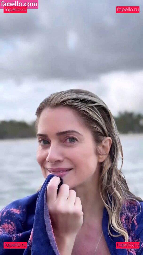 Leticia Spiller / Letícia Spiller / arealspiller Onlyfans Photo Gallery 