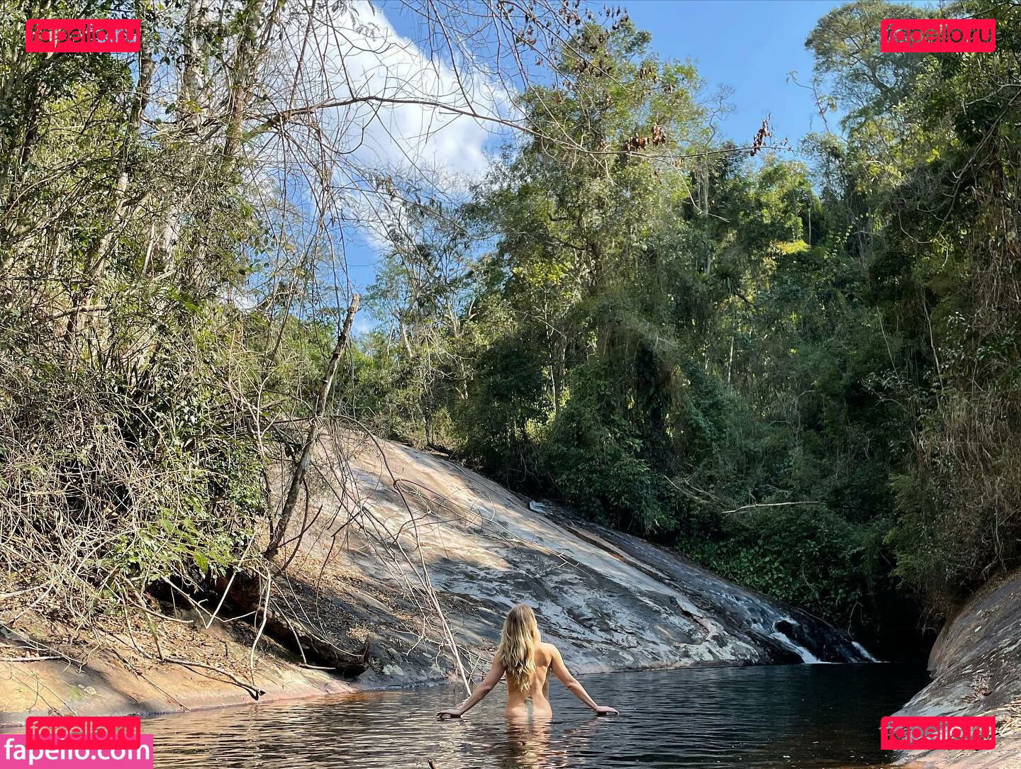 Leticia Spiller / Letícia Spiller / arealspiller Onlyfans Photo Gallery 