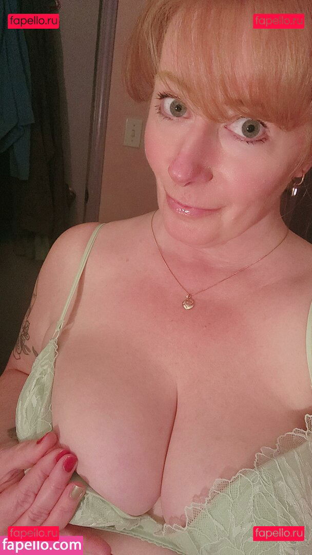 GingerCoug / ginger_cu / gingermfc Onlyfans Photo Gallery 