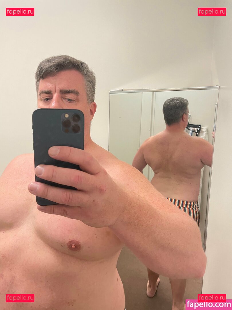 ihulkoutofficial / outihulk Onlyfans Photo Gallery 