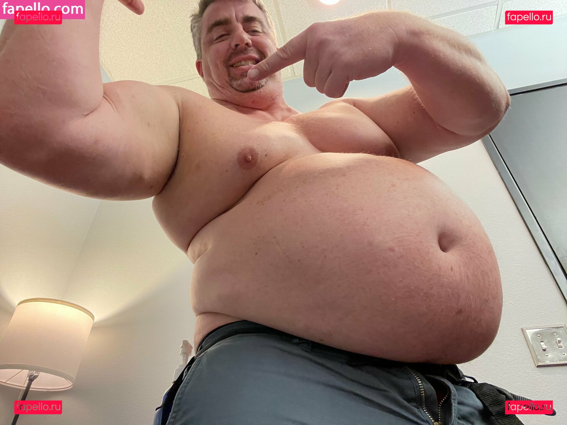 ihulkoutofficial / outihulk Onlyfans Photo Gallery 