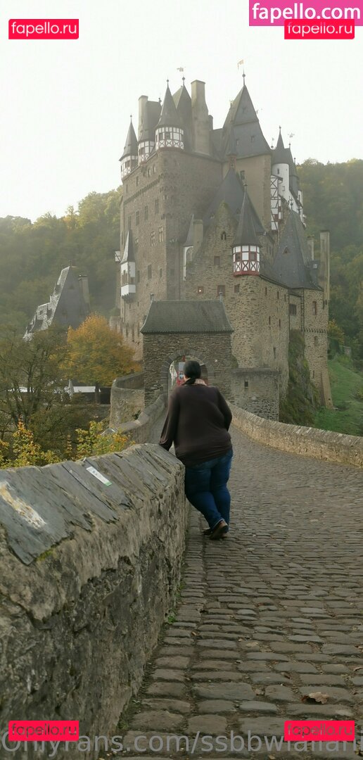 official_lani1 / ssbbwlailani Onlyfans Photo Gallery 