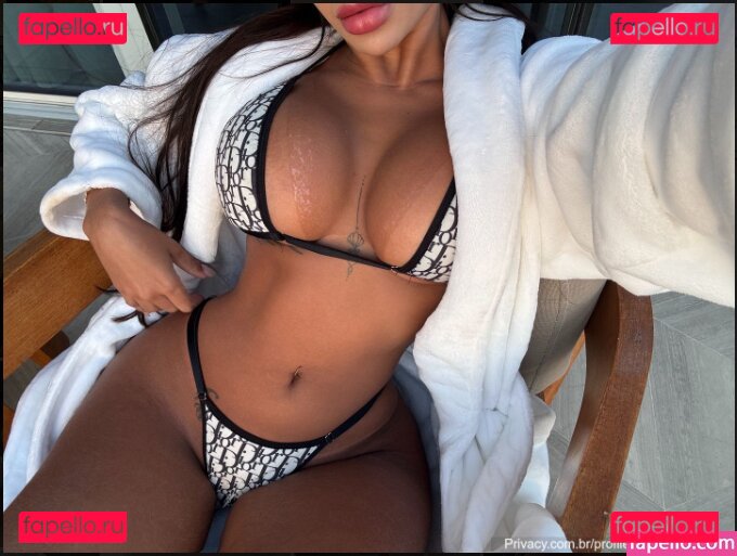 Beatriz Gomez / beatrizggomez / gomesbeatriz Onlyfans Photo Gallery 