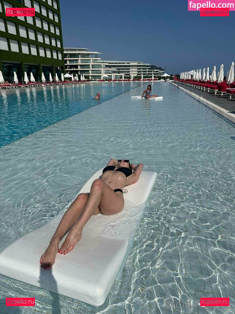 lucia.morris / ucantwearthat Onlyfans Photo Gallery 