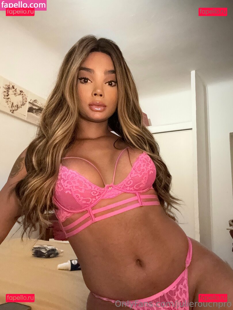 eujulie_1 / julierouchpro Onlyfans Photo Gallery 