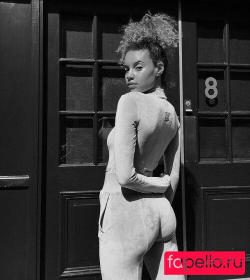 Laura Honey Nude Onlyfans Photo 28