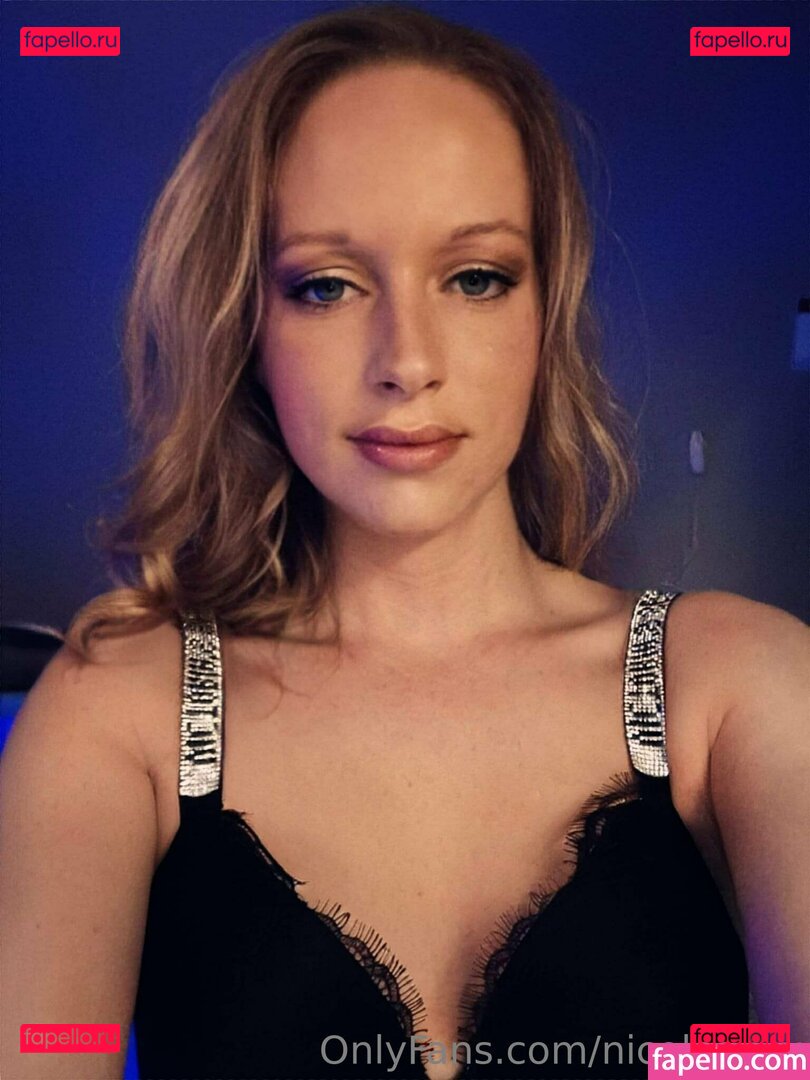 nicolesxxx Onlyfans Photo Gallery 