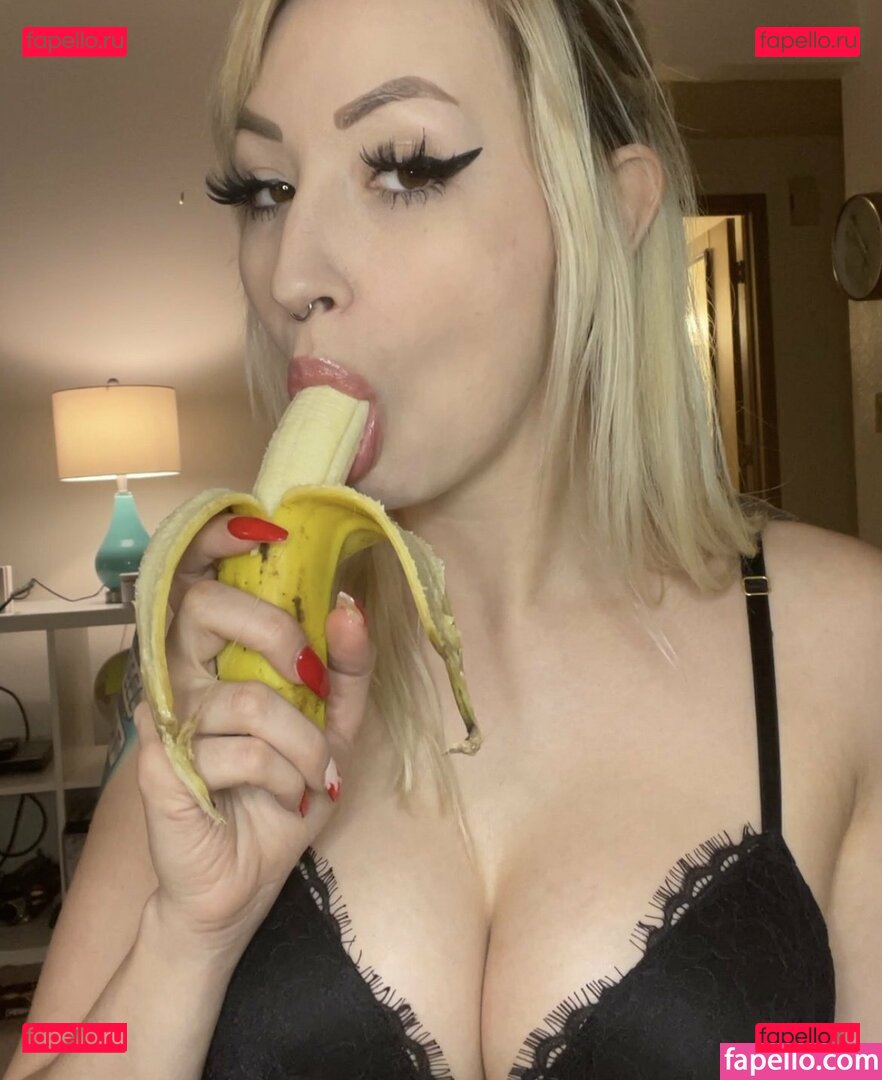 giannafox.tv / giannafoxxx Onlyfans Photo Gallery 