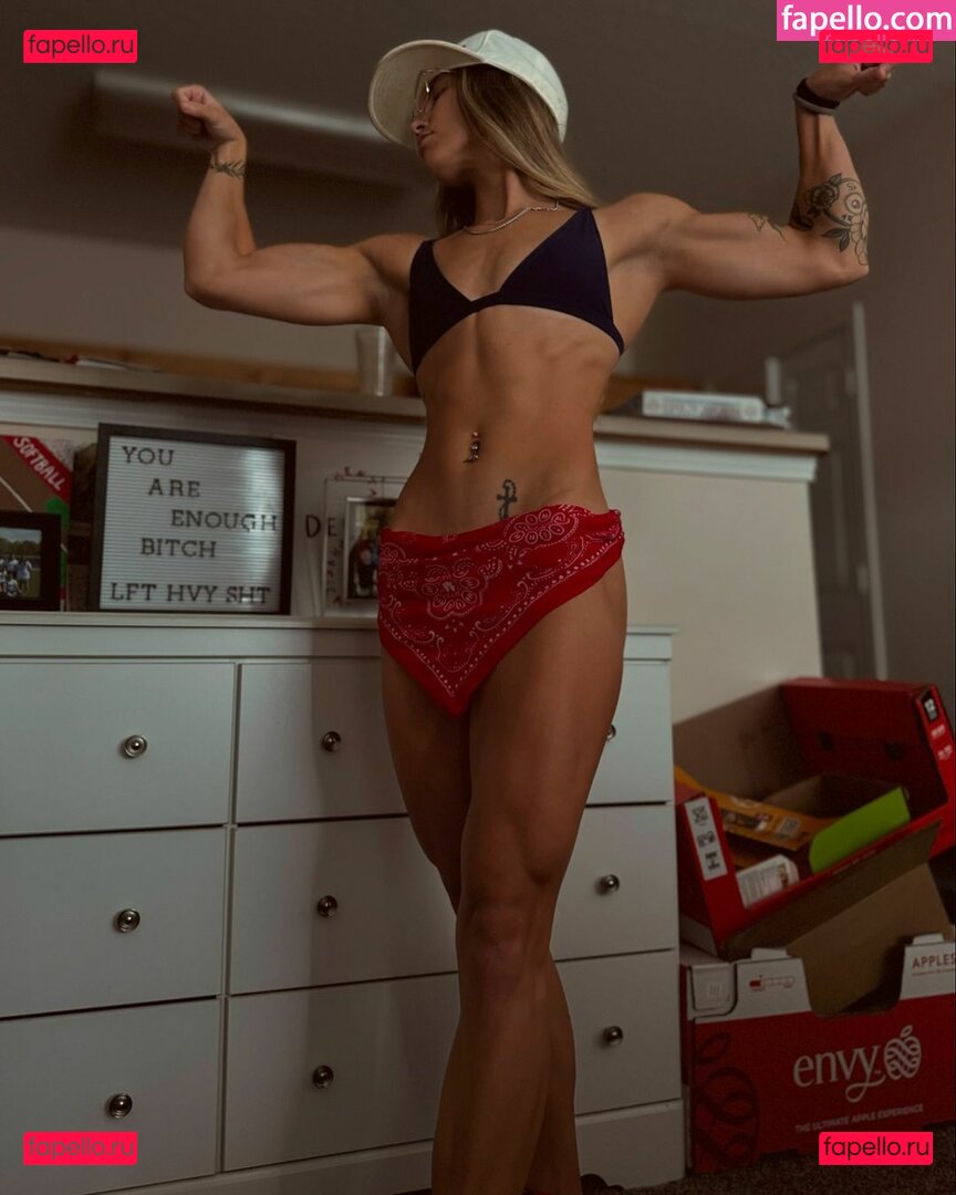 Deuce / chickenloren32 / u445061489 / yodaddydeuce Onlyfans Photo Gallery 