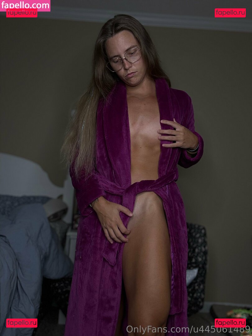 Deuce / chickenloren32 / u445061489 / yodaddydeuce Onlyfans Photo Gallery 