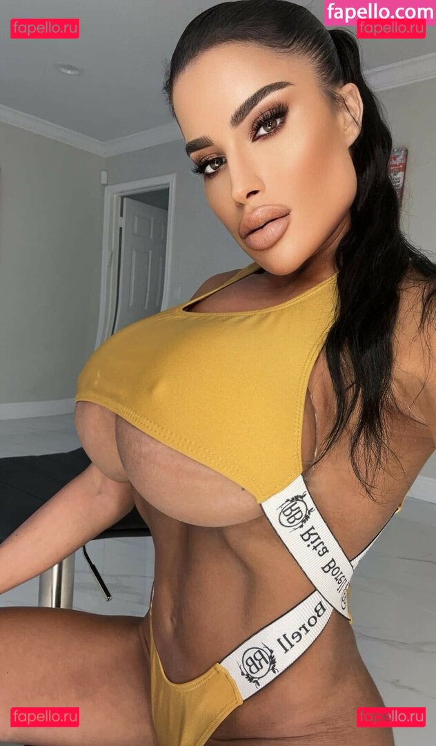 Shani Shachar / Sirigymbabe / shani_shachar_6 Onlyfans Photo Gallery 