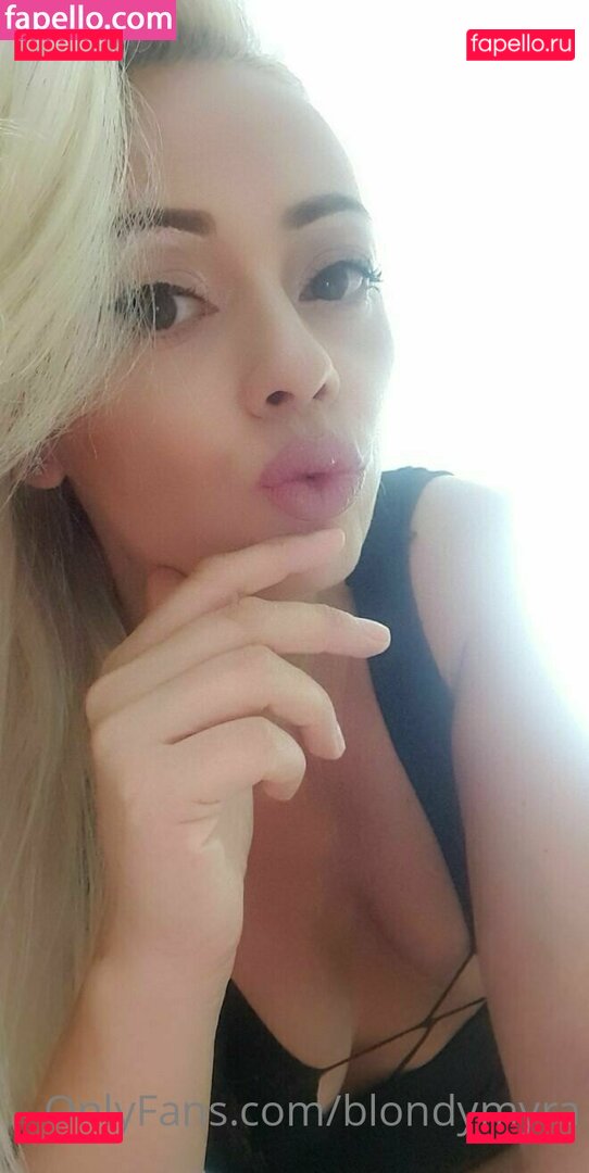 blondieofficial / blondymyra Onlyfans Photo Gallery 