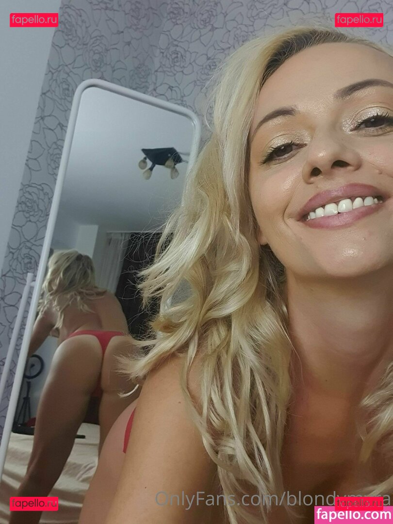 blondieofficial / blondymyra Onlyfans Photo Gallery 