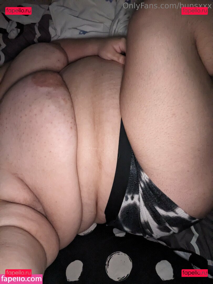 bunsxxx / x.x.xbuns Onlyfans Photo Gallery 