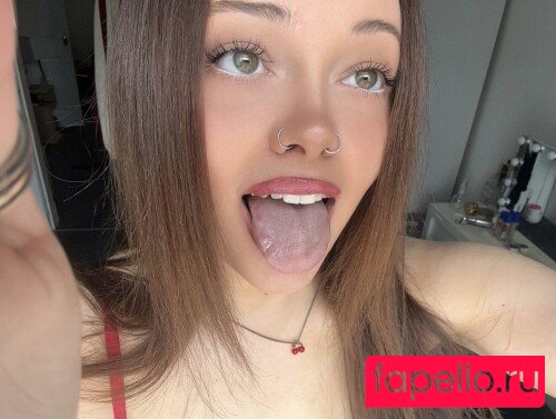 Louiselaingx Nude Onlyfans Photo 25