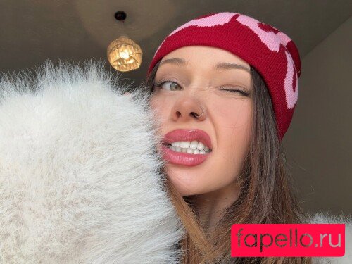 Louiselaingx Nude Onlyfans Photo 11