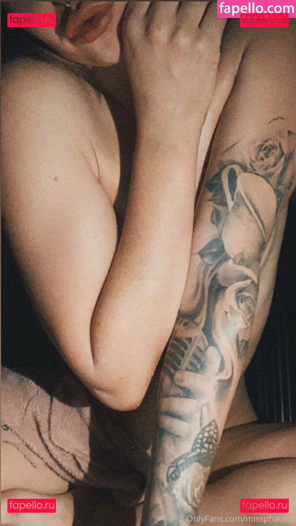 missnadine_ireland / missphatass Onlyfans Photo Gallery 