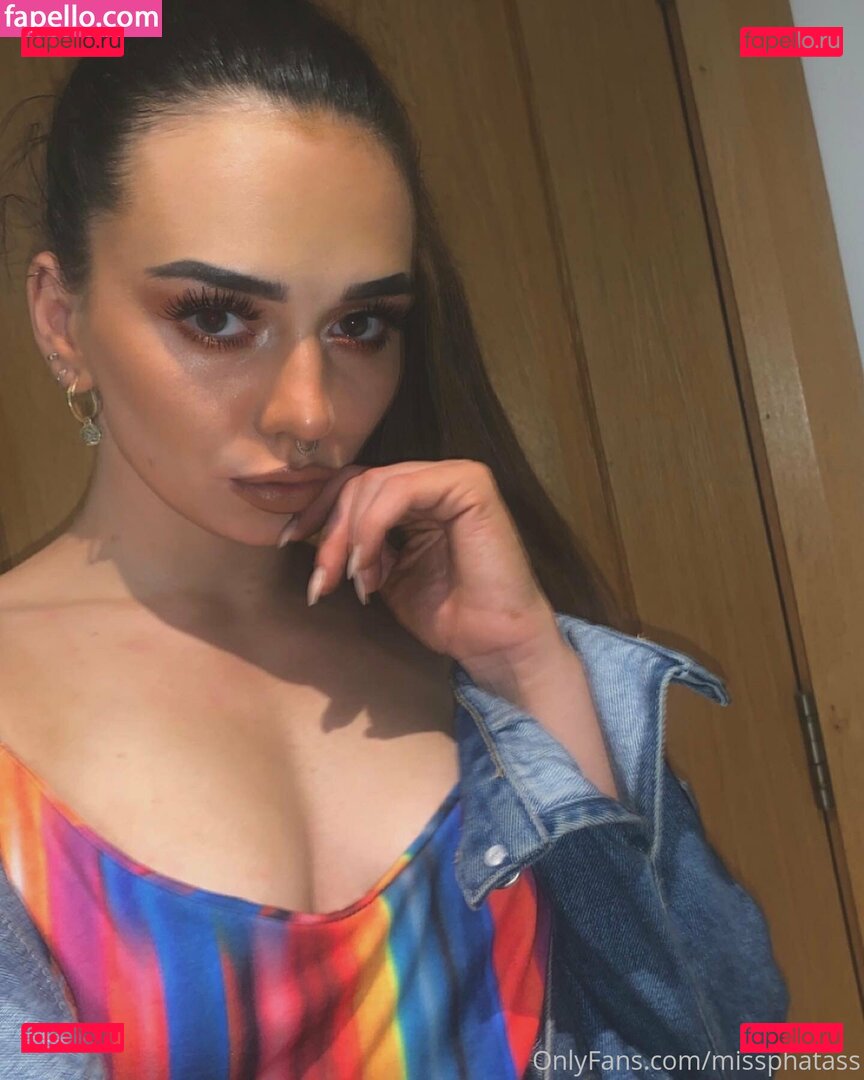 missnadine_ireland / missphatass Onlyfans Photo Gallery 