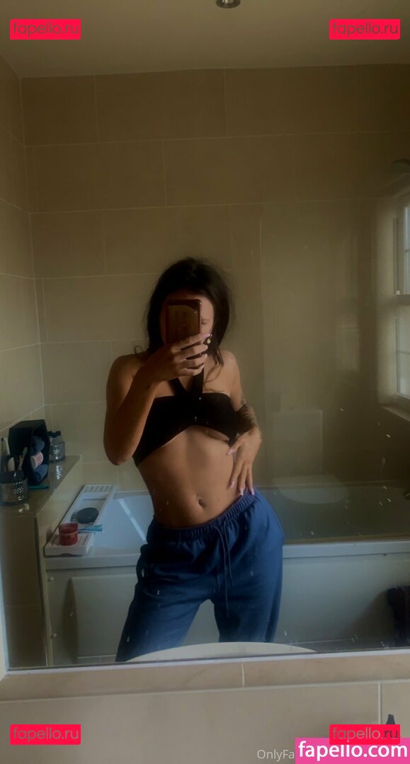 missnadine_ireland / missphatass Onlyfans Photo Gallery 